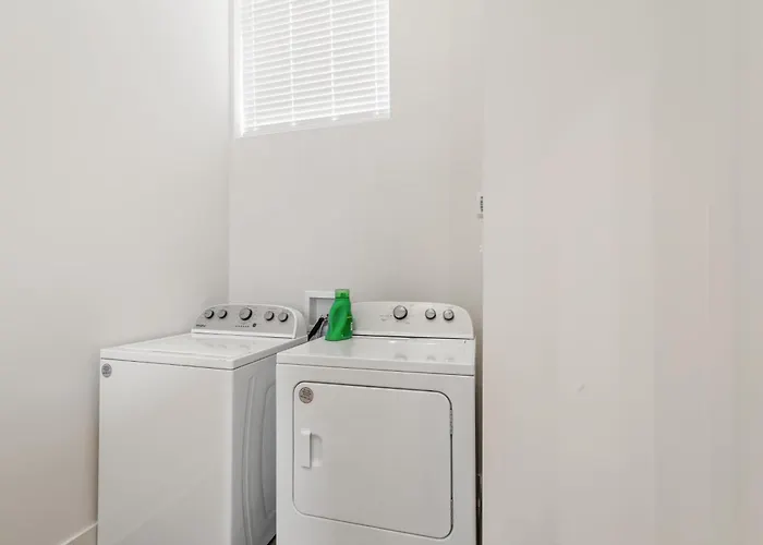 Villa Beignet House Cajun Luxury Full Kitchen Fast Wifi *